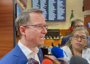 PAN exige renuncia de Zoé Robledo por crisis en el IMSS; Anaya denuncia falta de medicinas y recursos