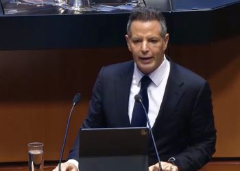 Murat tropieza con apotegma de Juárez al defender la política exterior de Sheinbaum