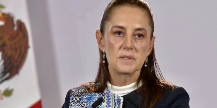Sheinbaum instruye a Zoé Robledo a renegociar aumento salarial tras rechazo de trabajadores del IMSS 