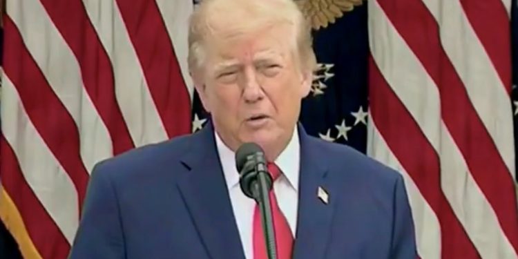 Trump insiste: “Los cárteles controlan México” y afirma que Sheinbaum no está de acuerdo