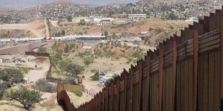 EU prohíbe drones en la frontera con México y amenaza con derribarlos
