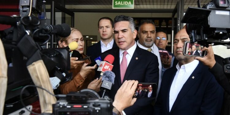 Alejandro Moreno exige la renuncia de Guadalupe Taddei y cuestiona la credibilidad del INE