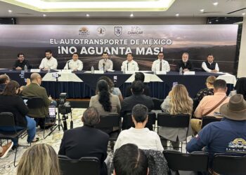 ¡México, al borde del colapso! Transportistas anuncian paro indefinido a partir del lunes 