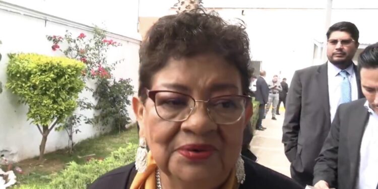 Maru Campos responsabilizó a César Jáuregui por el caso de los agentes de la CIA ante Ernestina Godoy