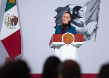 Sheinbaum va contra el “coyotaje electoral” y asegura que las elecciones de 2027 no están en riesgo