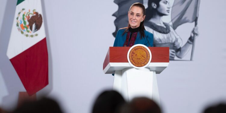 Sheinbaum va contra el “coyotaje electoral” y asegura que las elecciones de 2027 no están en riesgo