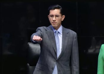 “Ante la presión, serenidad; ante la provocación, principios”: Roberto Velasco fija postura de México en política exterior 