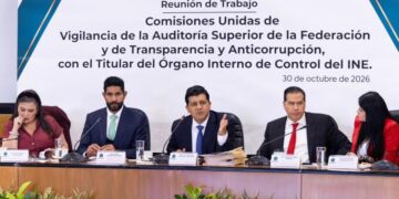 Investigan contratos por 2 mil 461 mdp a cinco empresas vinculadas con funcionarios electorales